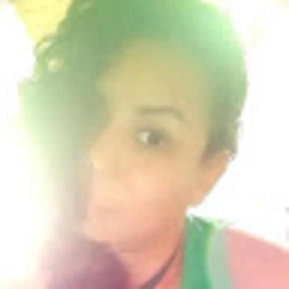 Meet your Posher, Elizabeth - Picture 1 of 1